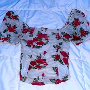 Rue 21 rose crop top tee